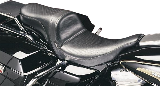 Daytona 2-Up Seat - Without Backrest - Smooth - Black - FLH/FLT &