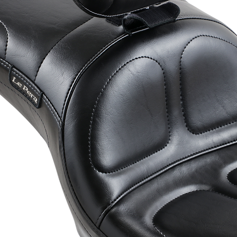 Maverick Seat - with Backrest - Stitched - Black - FLD/FXD &