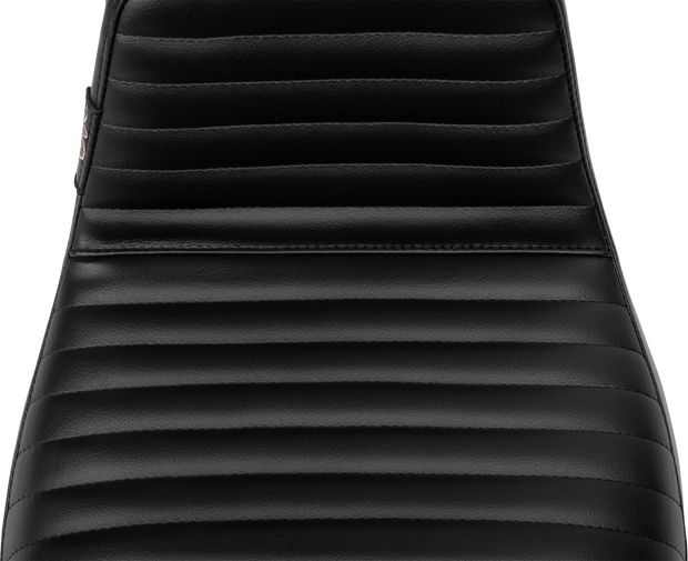 Tailwhip Daddy Long Legs Seat - Pleated - FLH/FLT &