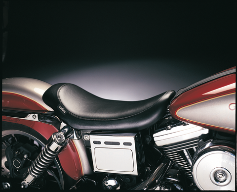 Silhouette Solo Seat - Smooth - Black - Dyna &