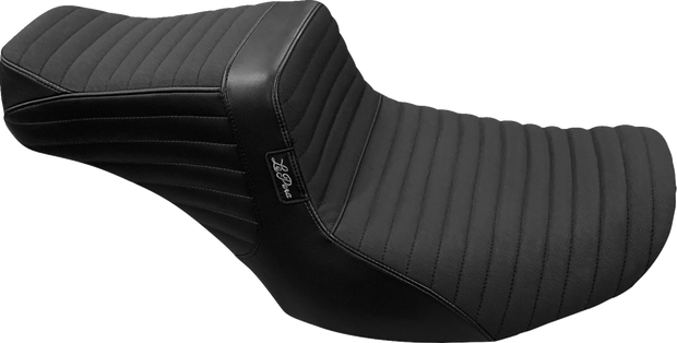 Tailwhip Seat - Pleated w/ Gripper - FLH/FLT &