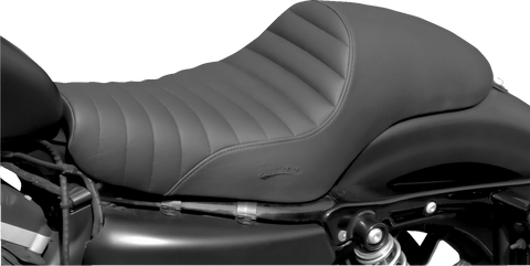 Americano Tuck And Roll Seat - XLR