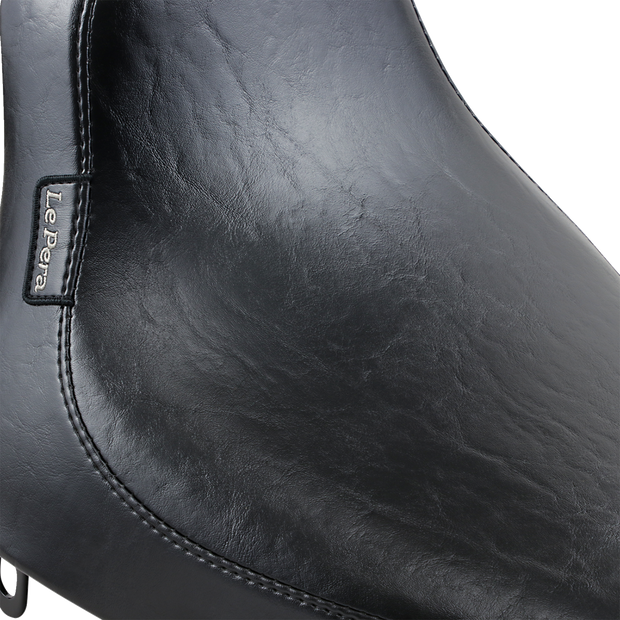 Silhouette Solo Seat - Smooth - Black - Softail &