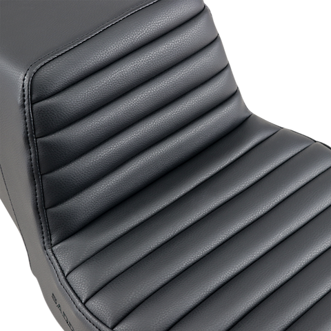 Step-Up Seat - Front Tuck-n-Roll - Black - FLHR/FLHX