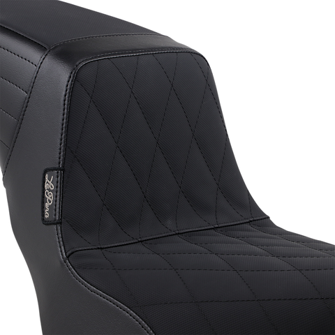 Kickflip Seat - Diamond w/ Gripp Tape - Black - Softail &