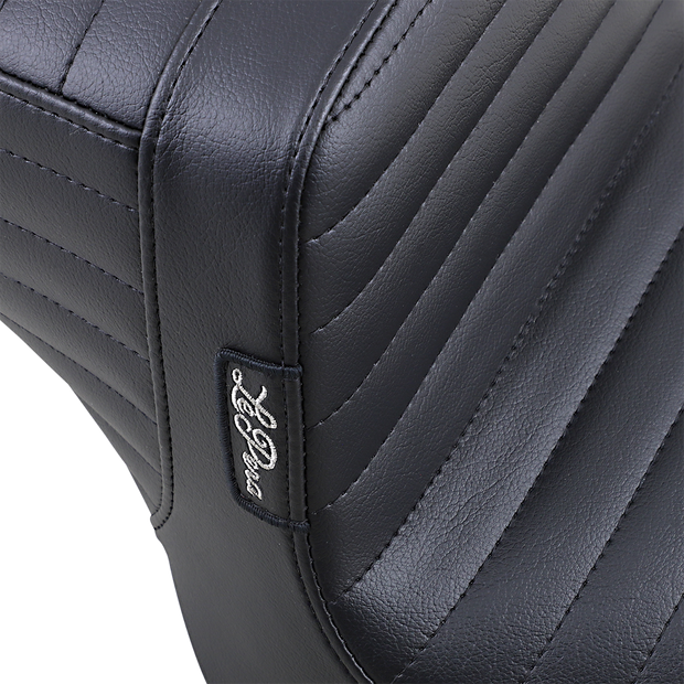Tailwhip Seat - Pleated - Black - XL &