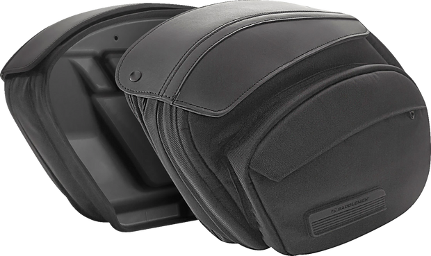Saddlebags - M8 Softail